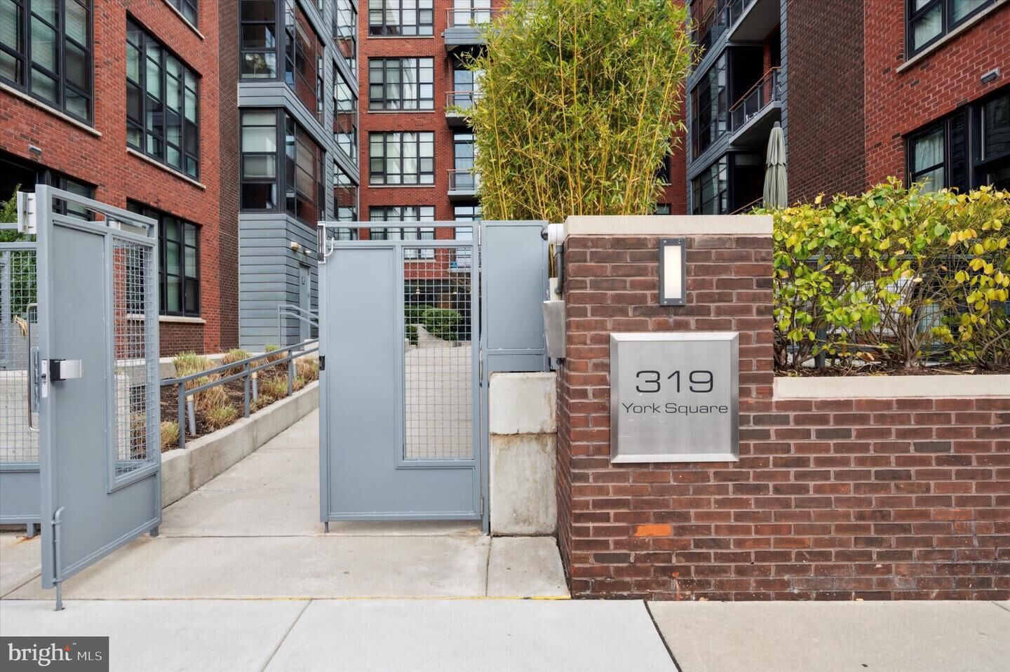 Property Photo:  319 Vine Street 309  PA 19106 