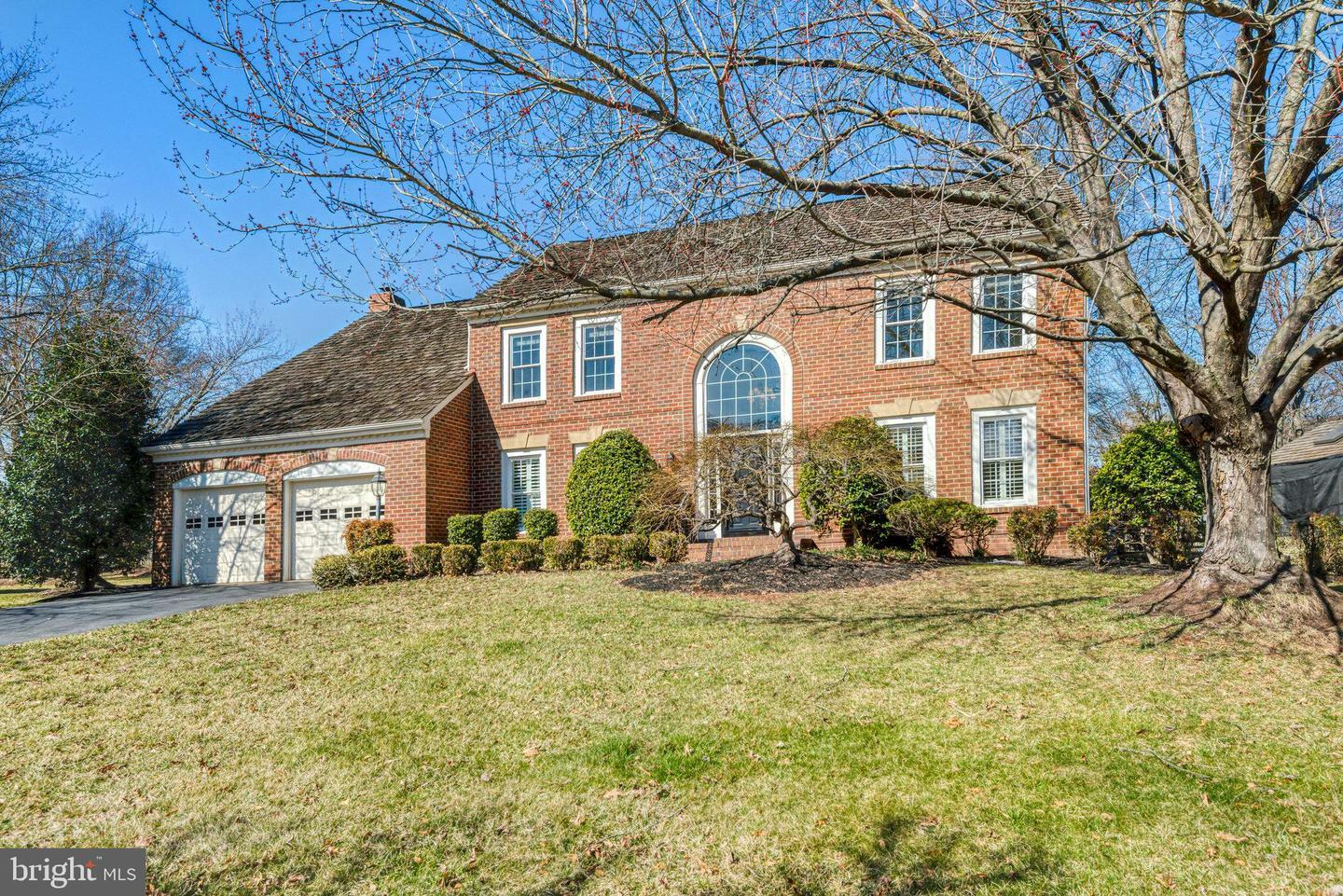 Property Photo:  12933 Oak Lawn Place  VA 20171 