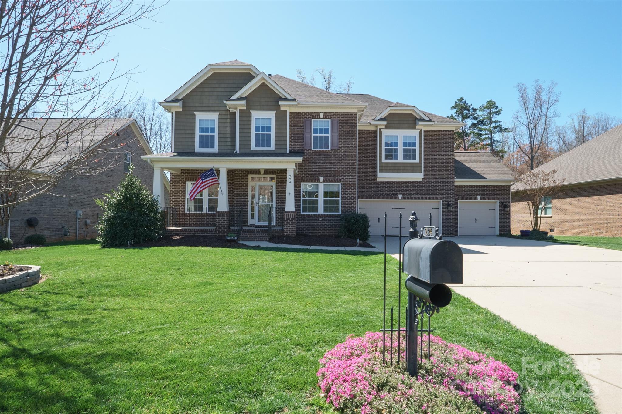 Property Photo: 224 Alexandria Drive NC 28115