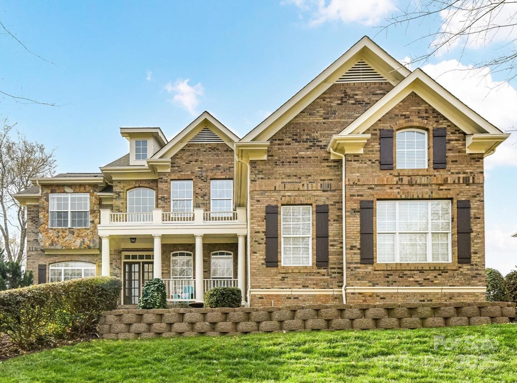 Property Photo:  1110 Woodhall Drive  NC 28078 