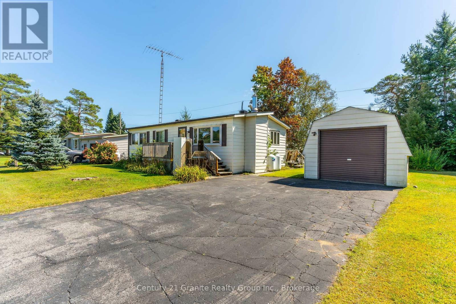 Property Photo: 1034 Eighth Lane ON K0M 2K0