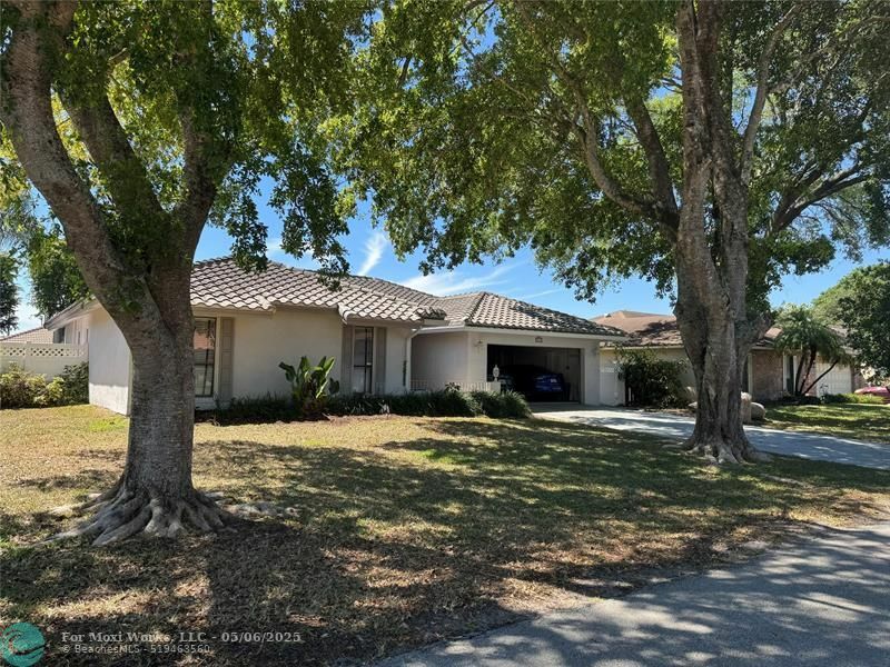 Property Photo: 7014 NW 38th Mnr FL 33065