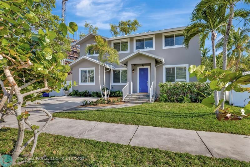 216 SE 10th St  Fort Lauderdale FL 33316 photo
