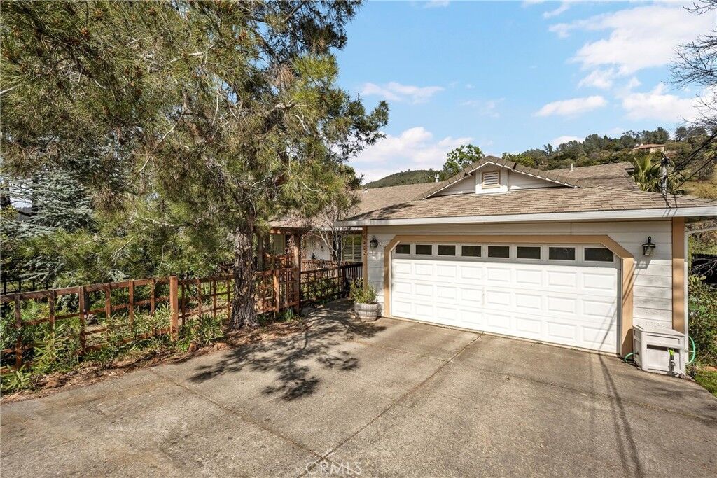 Property Photo:  16402 Firethorne Road  CA 95467