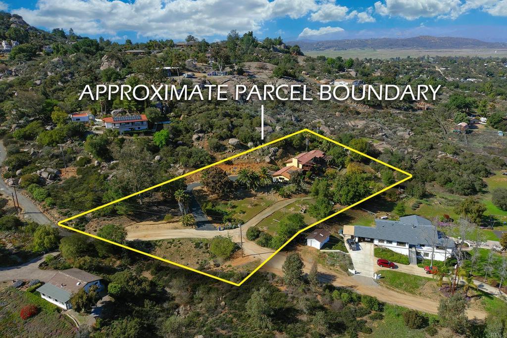 Property Photo: 15852 Thomas Paine Drive CA 92065