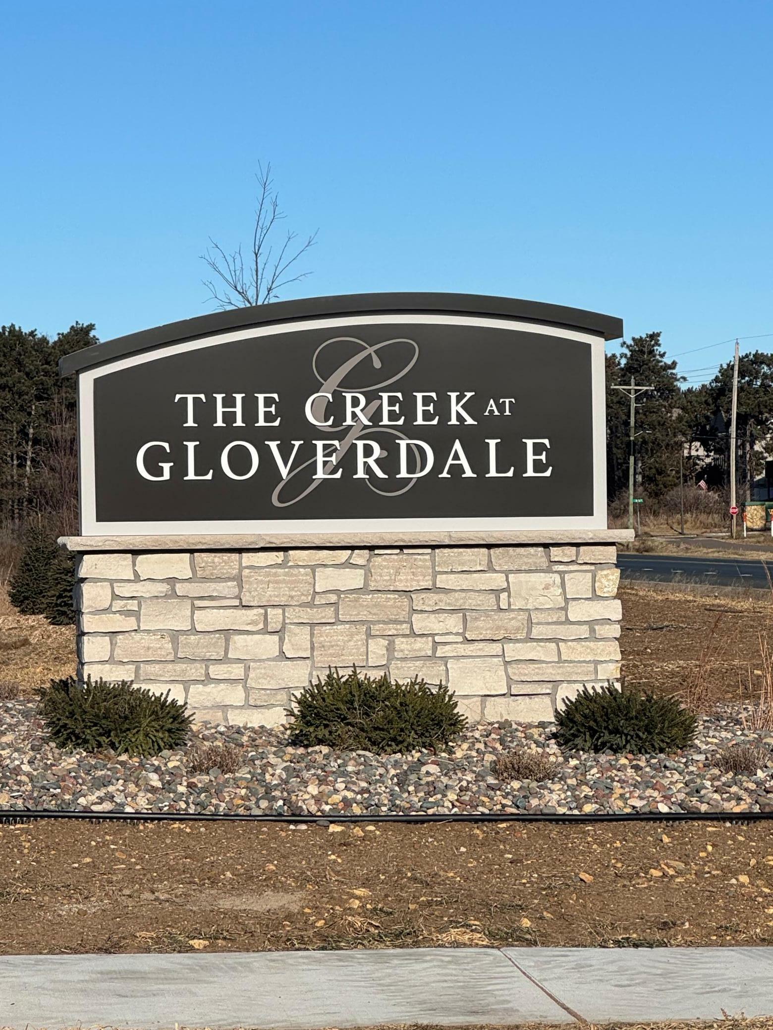 Property Photo: 1513 Creekwood Drive WI 54017