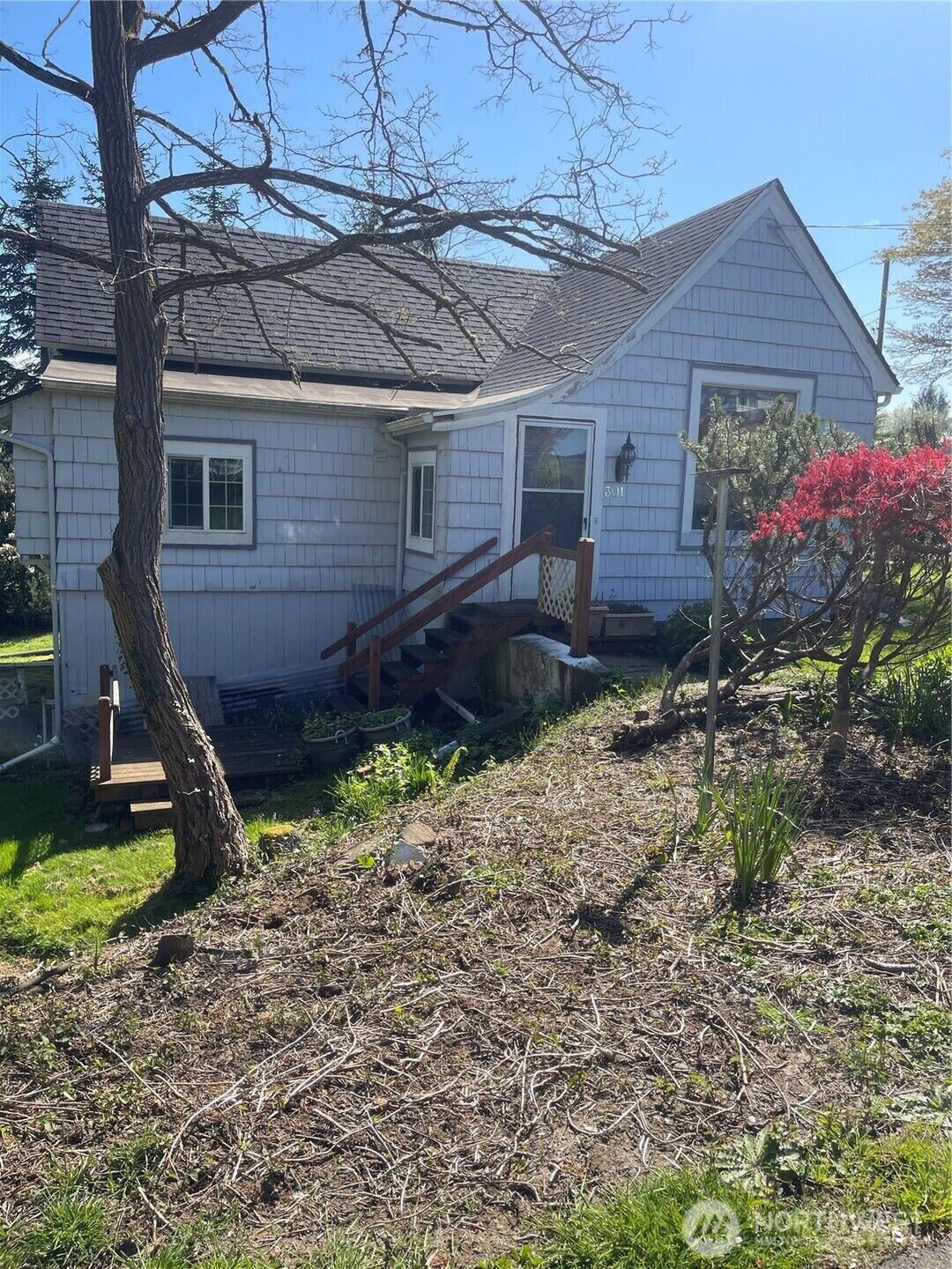Property Photo:  301  Harrison Street  WA 98586 