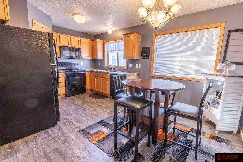 Property Photo: 320 Tanager Path MN 56001