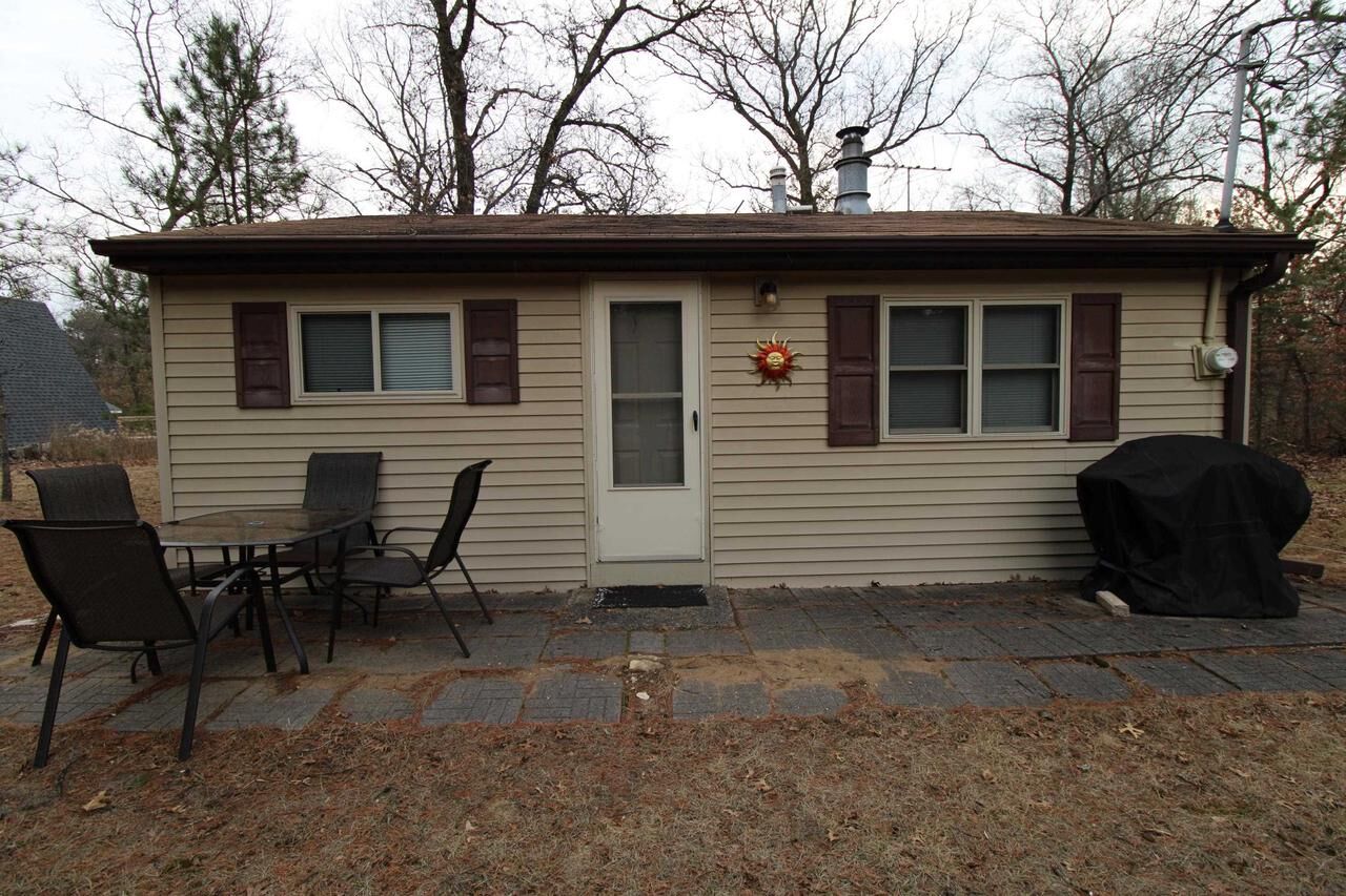 Property Photo:  1984 West 7th Drive  WI 53934 