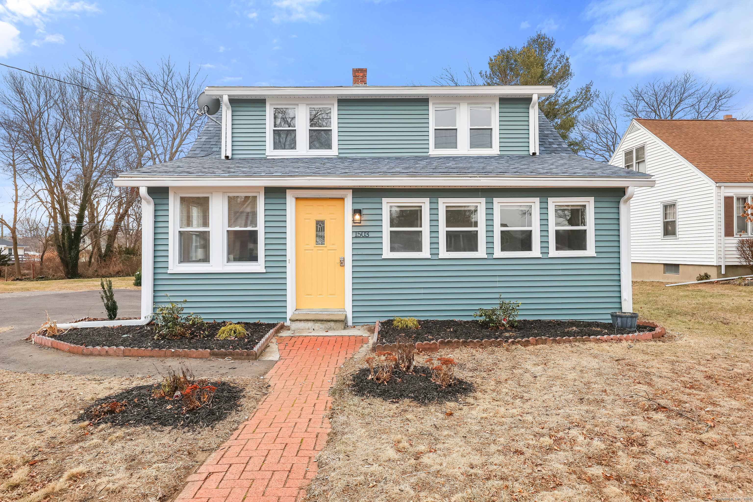 Property Photo: 1503 Nichols Avenue CT 06614