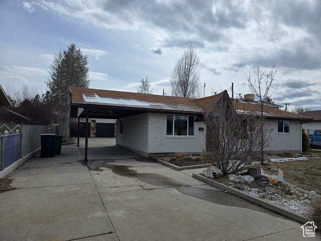 Property Photo: 760 E 8080 S UT 84094