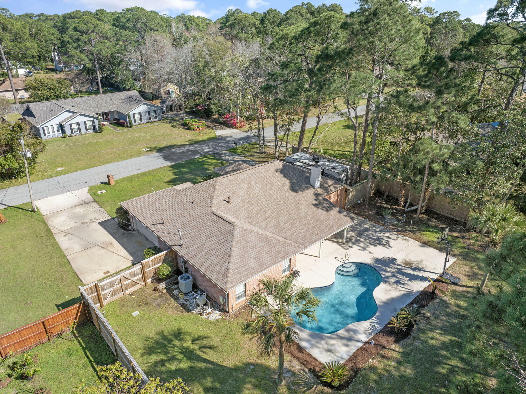 Property Photo: 1048 Woodlore Circle FL 32563