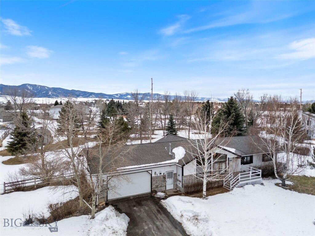 Property Photo: 1402 Robin Lane MT 59715