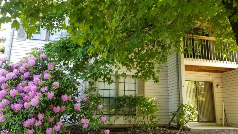 Property Photo: 3 Crabapple Ln NJ 08823