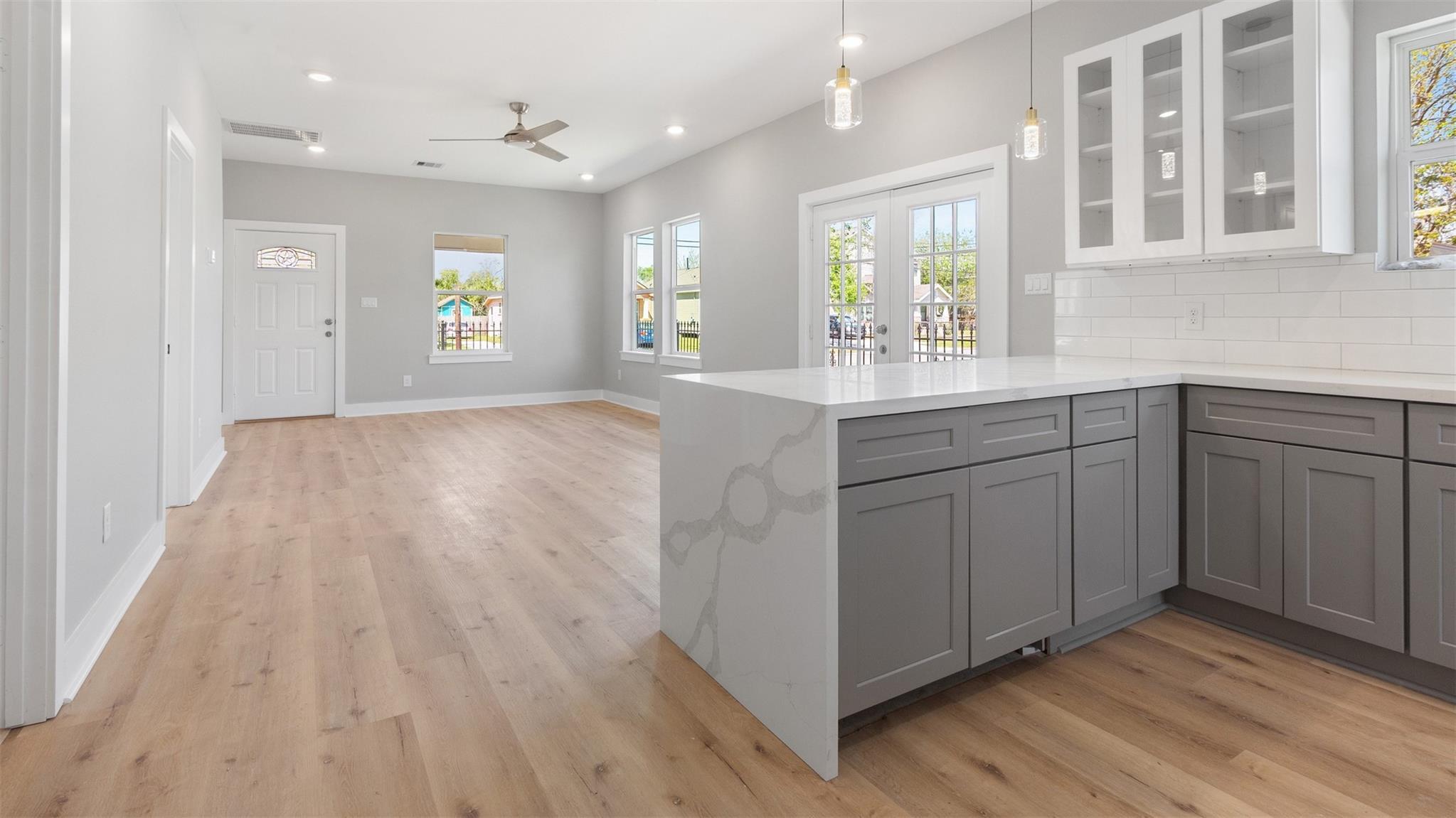 Property Photo: 2718 Gano Street TX 77009