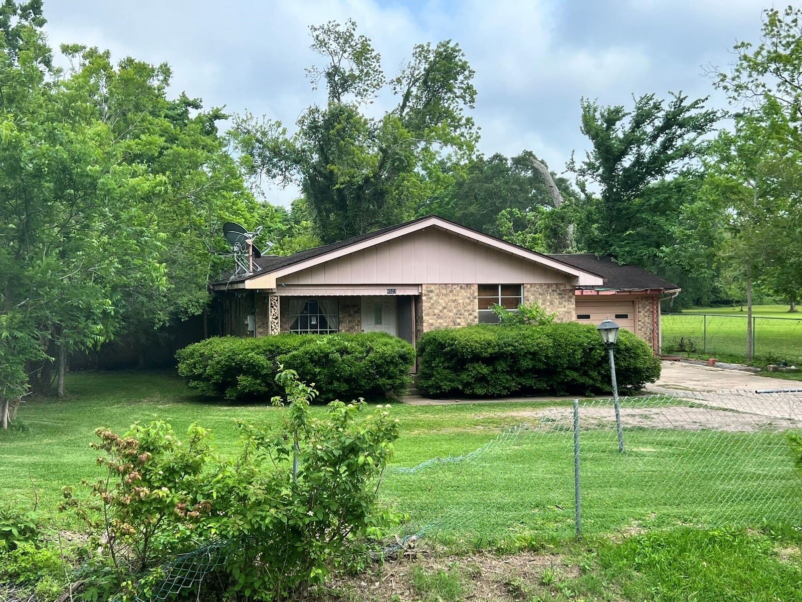 Property Photo:  6523 Fm 2611 Rd  TX 77422 