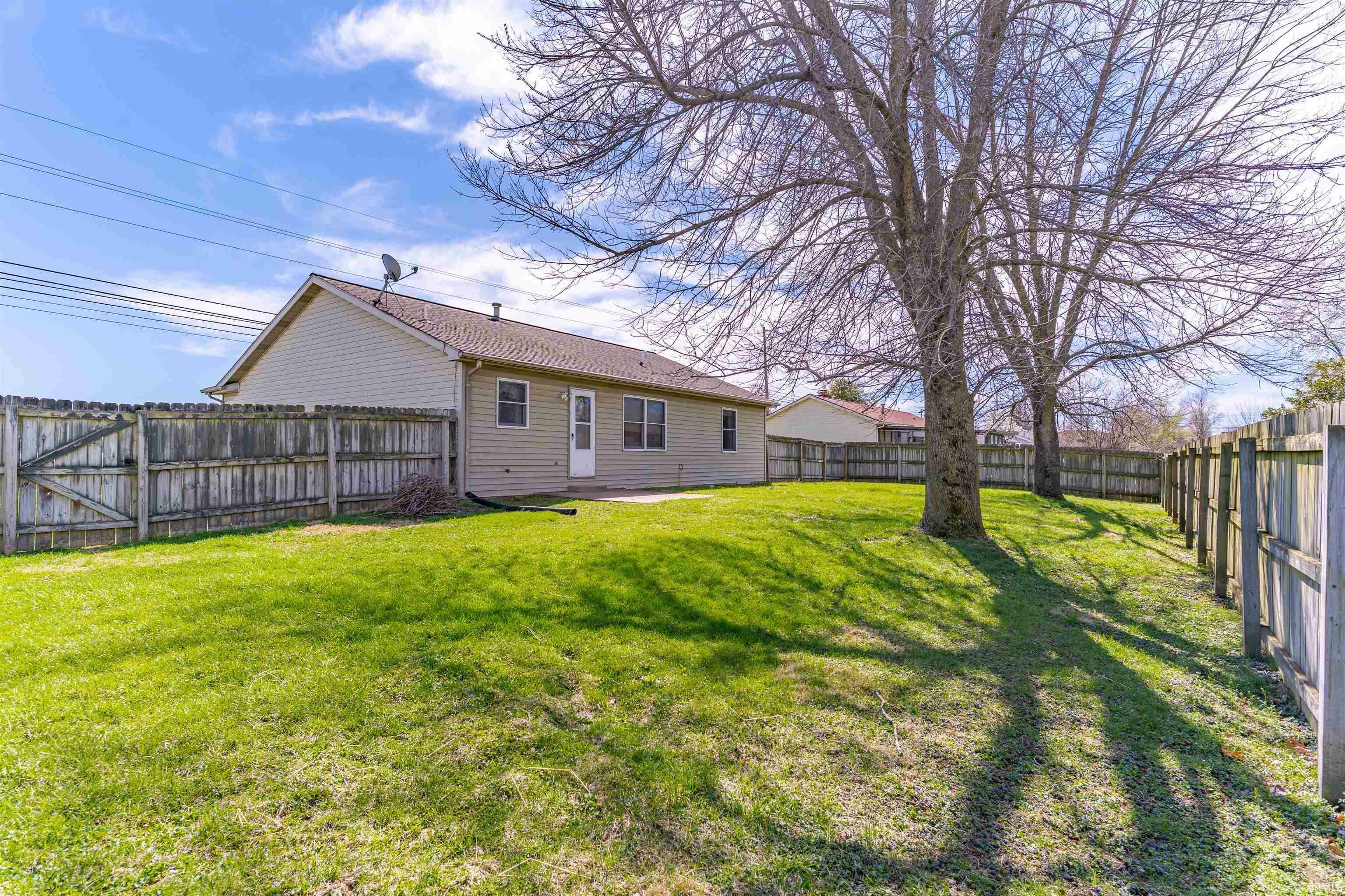 Property Photo: 2920 N Burkhardt Road IN 47715-1635