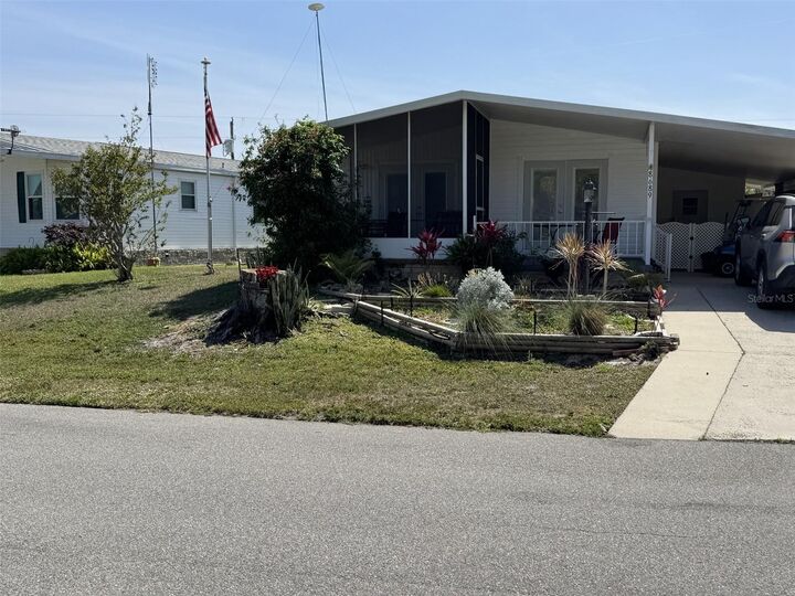 Property Photo:  8689 Breeze Hill Drive  FL 33898 