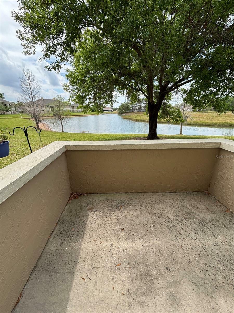 Property Photo:  703 Eagle Pond Drive 703  FL 33884 