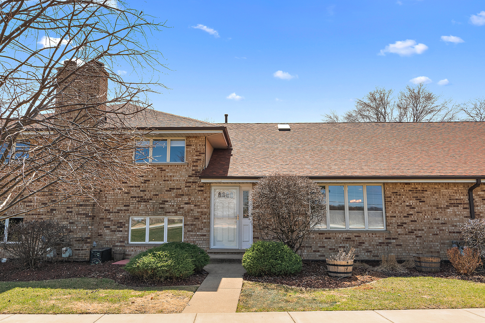 7512 W Willowood Court  Orland Park IL 60462 photo