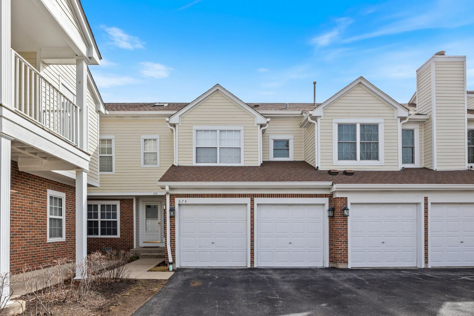 674 Portage Court  Vernon Hills IL 60061 photo