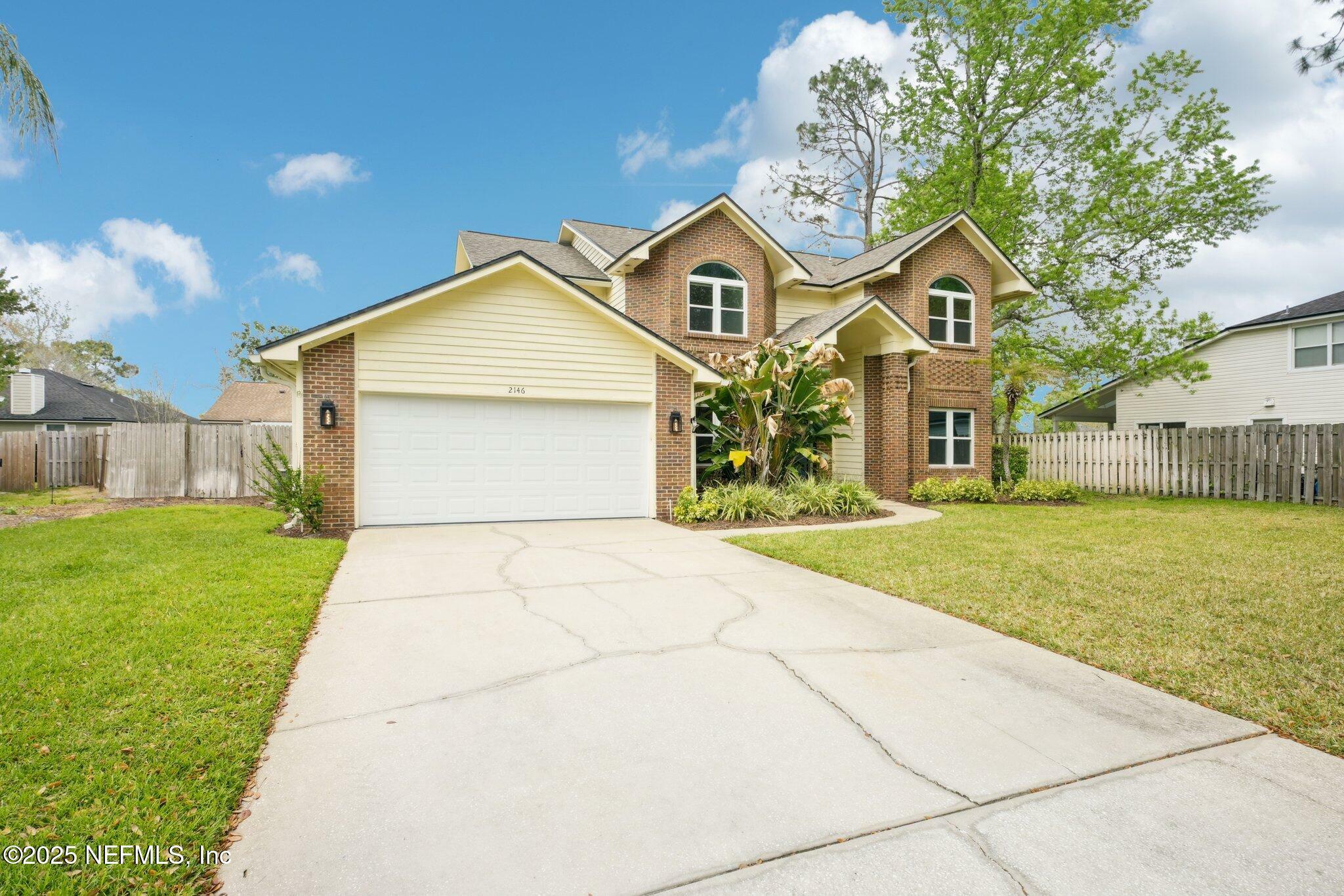 Property Photo: 2146 Walkabout Court FL 32224