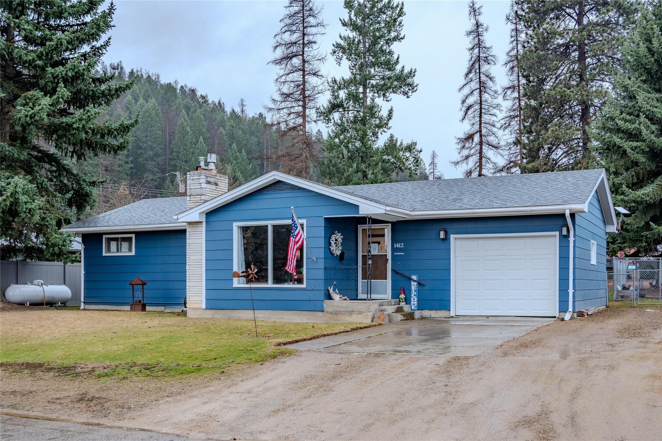 Property Photo: 1412 Washington Avenue MT 59923