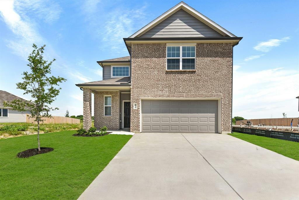 Property Photo: 5028 Cervinae Road TX 76036