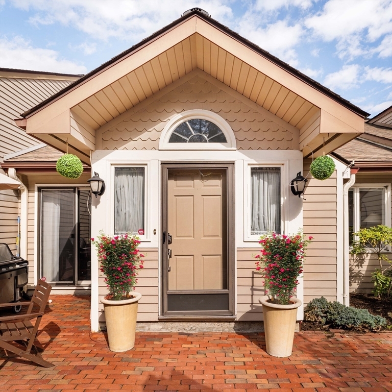 Property Photo: 71 Algonquin Rd 71 MA 02467