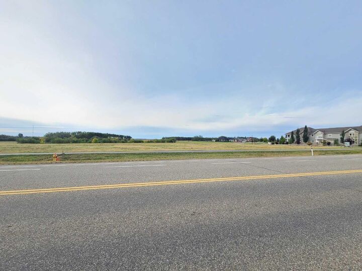 Property Photo: 4901 59 Street AB T0H 1W0