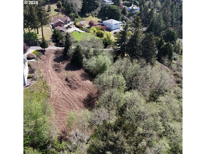 Property Photo:  Upper Benham Ln 300  OR 97415