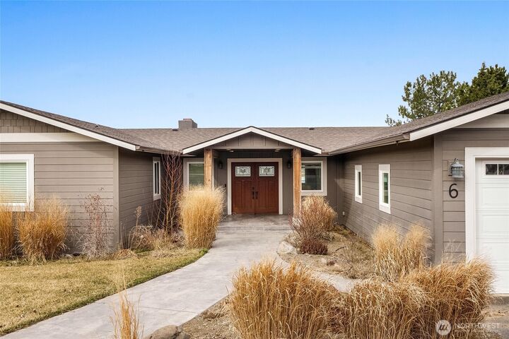 Property Photo:  6  Pelican Place SE  WA 98837 