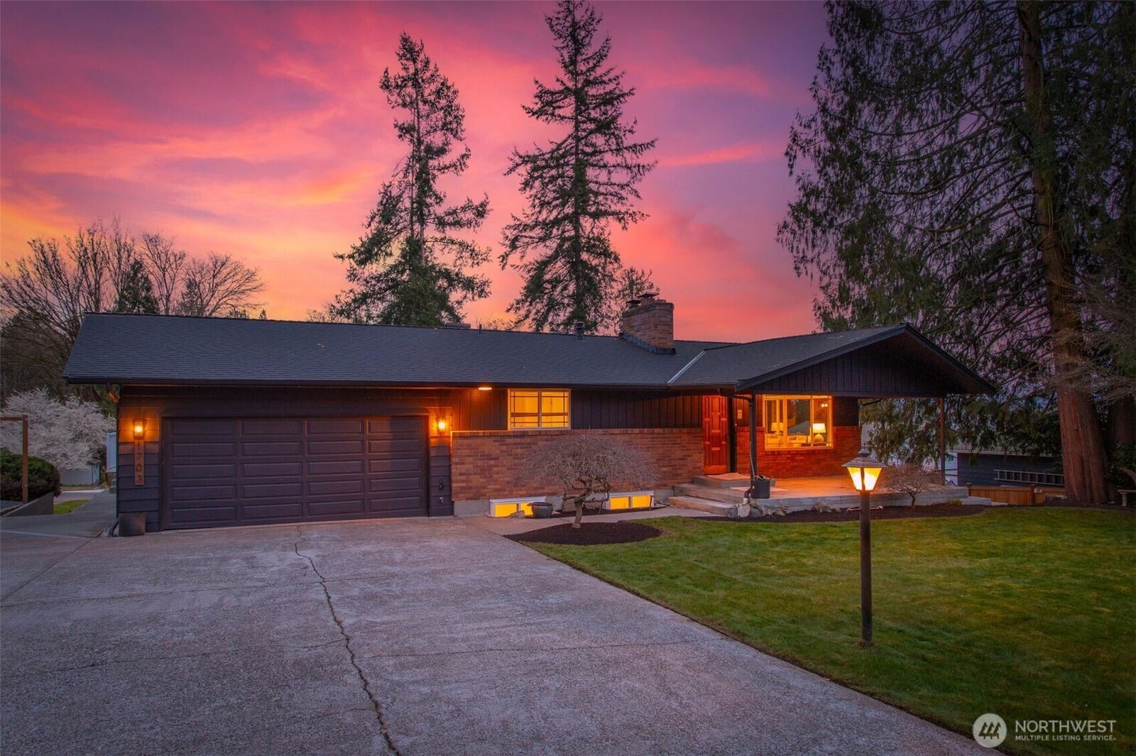 Property Photo: 1703 114th Avenue NE WA 98258