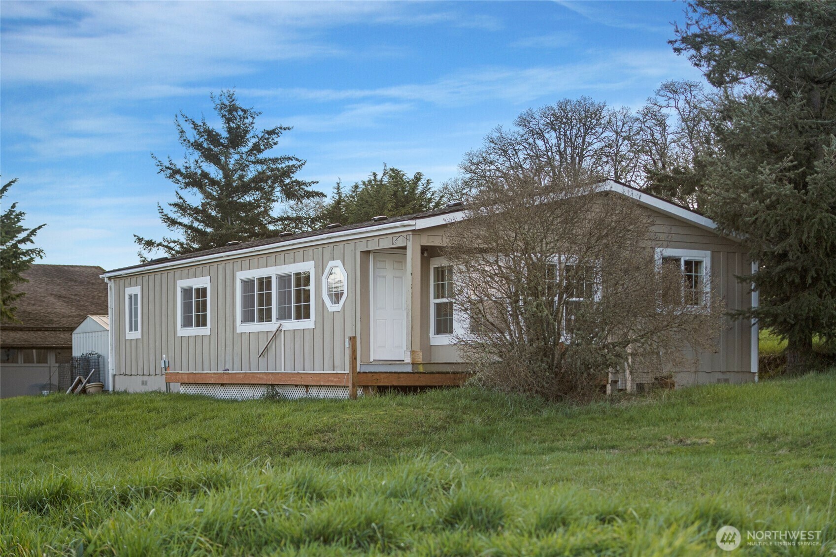 Property Photo: 182 Glenoak Lane WA 98250