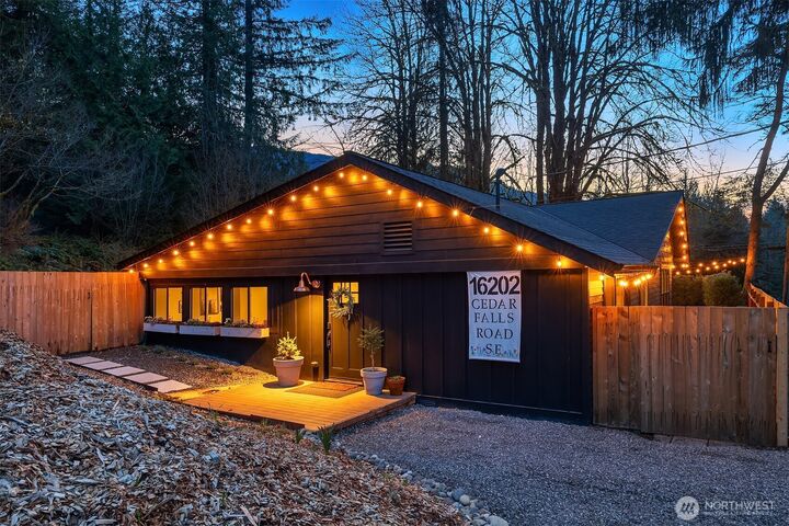 Property Photo:  16202  Cedar Falls Road SE  WA 98045 