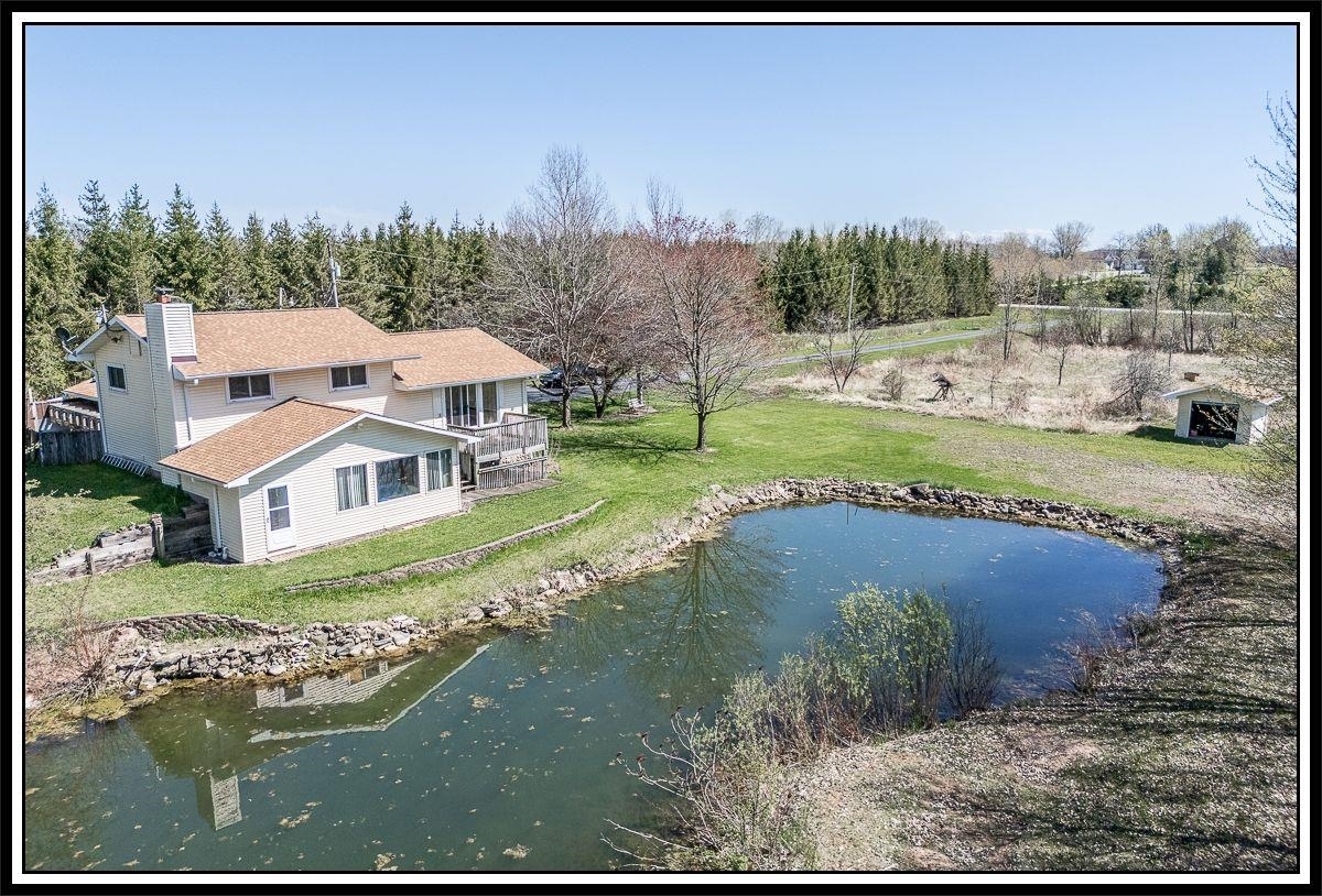 Property Photo: W6476 Midway Road WI 54944-9732