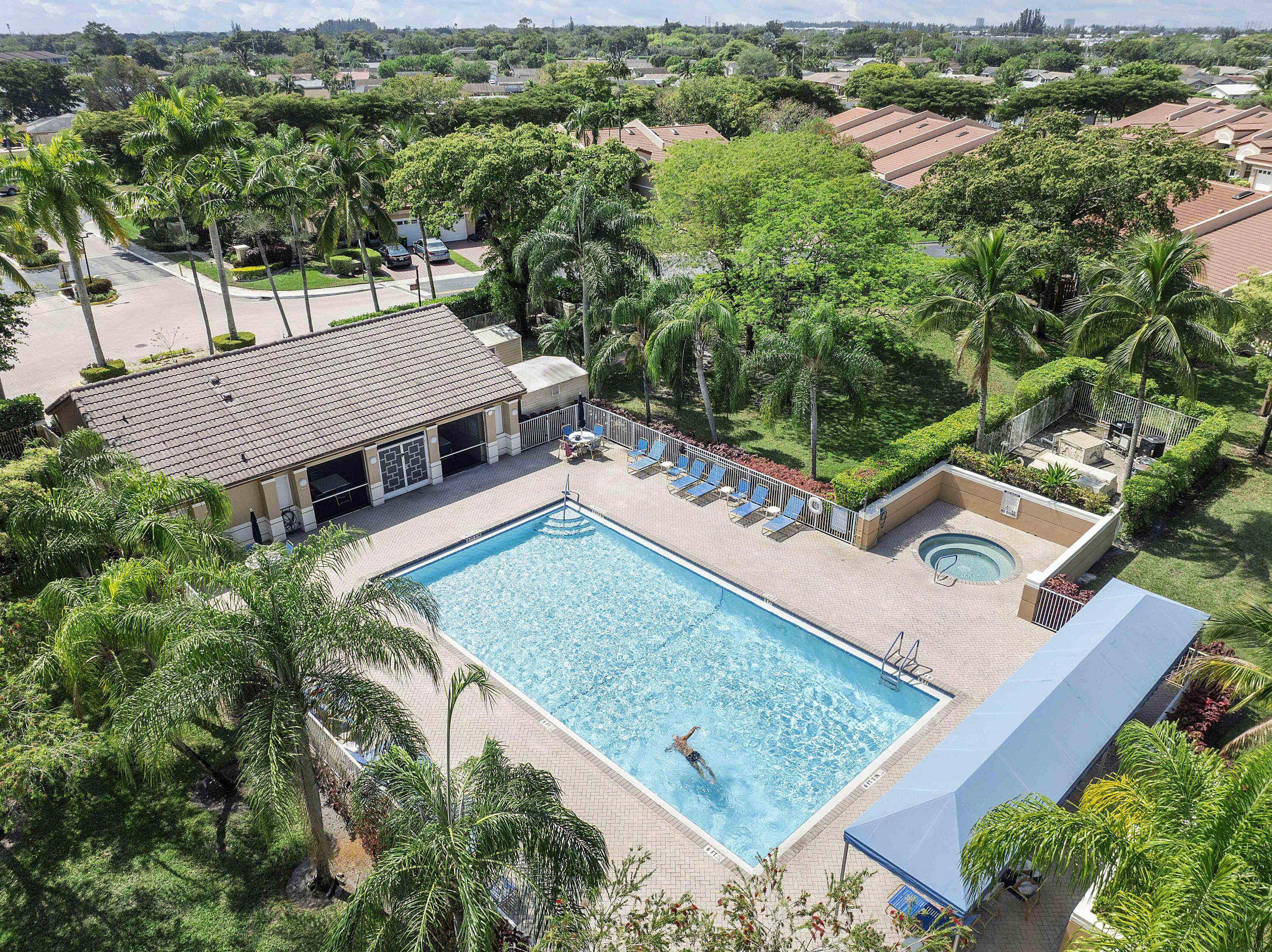 Property Photo: 9705 Malvern Drive FL 33321