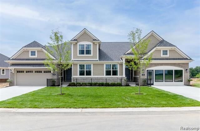 Property Photo:  3897 Chatham Place 103  MI 48114 
