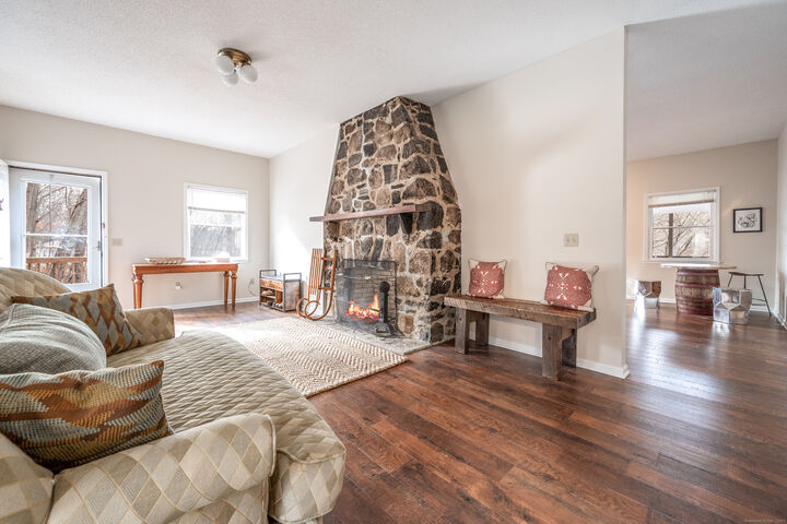Property Photo:  20 Musnug Road  CT 06811 