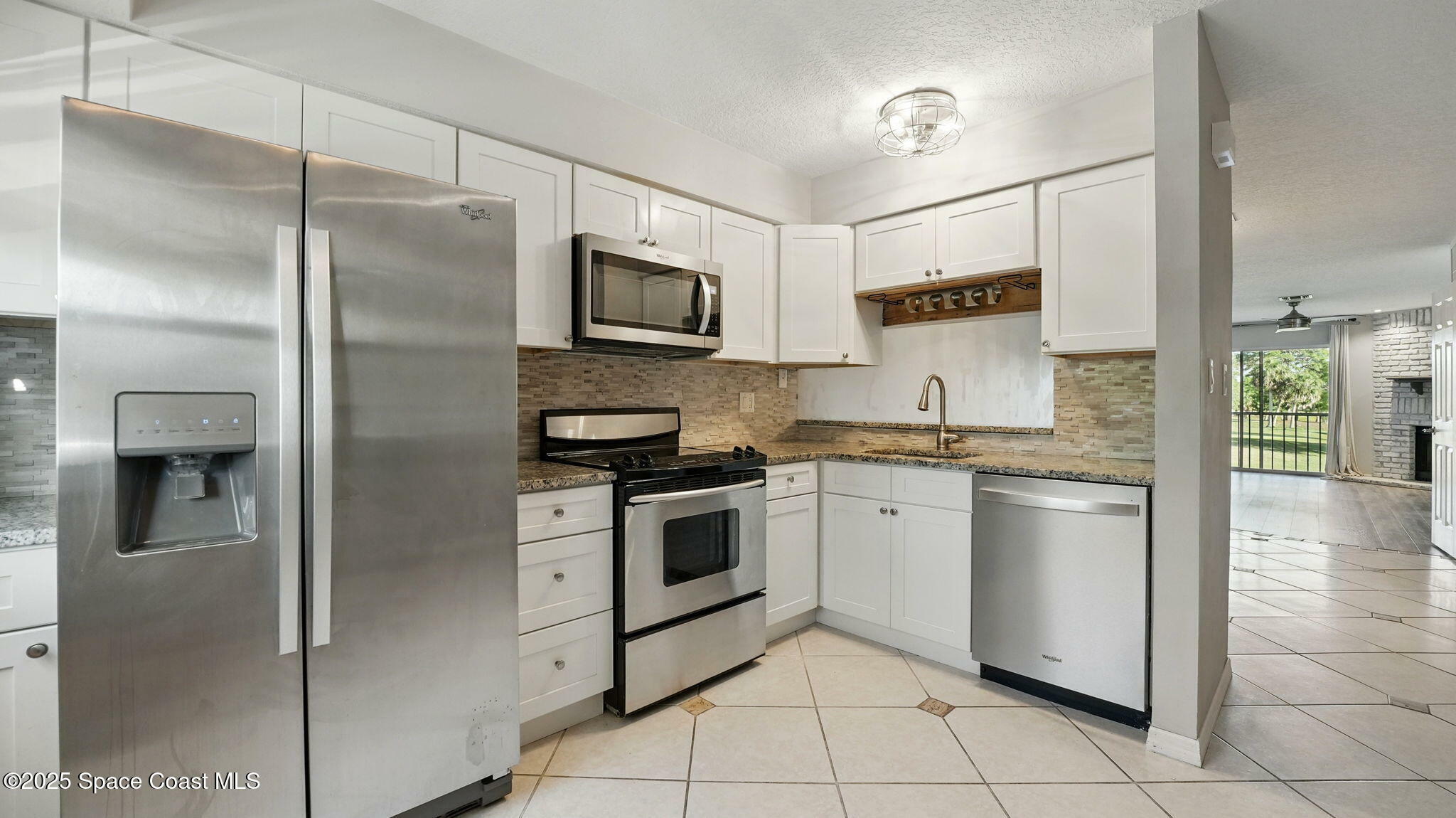 Property Photo: 1600 Woodland Drive FL 32955