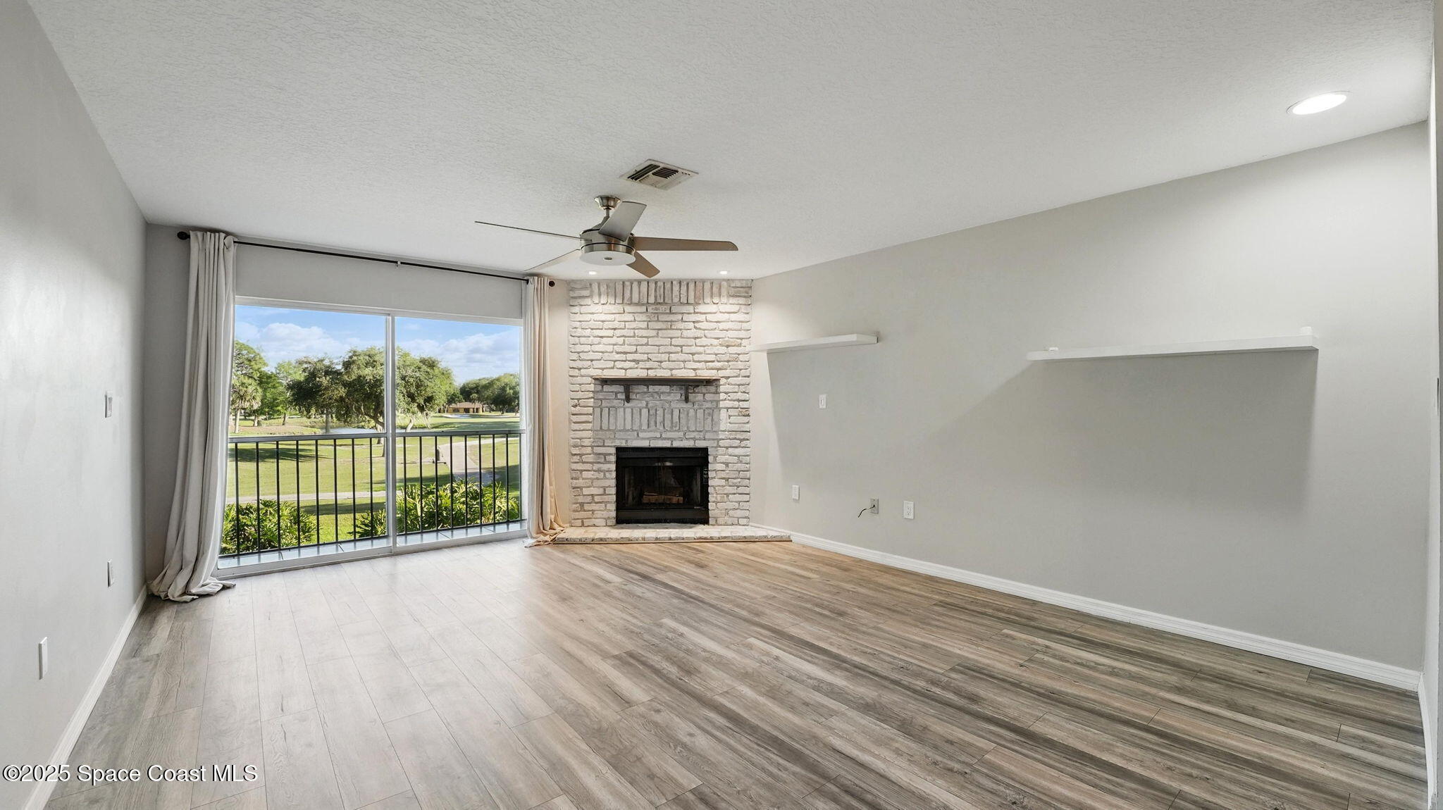 Property Photo: 1600 Woodland Drive FL 32955