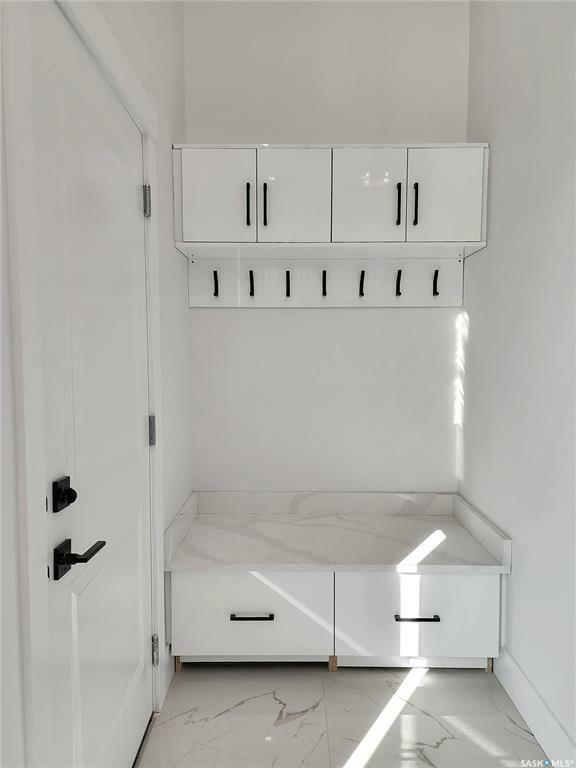 Property Photo: 810 Woods Crescent SK S0K 4S4