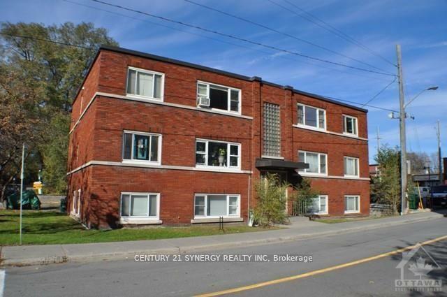 Property Photo: 151 Holmwood Avenue 6 ON K1S 2P2