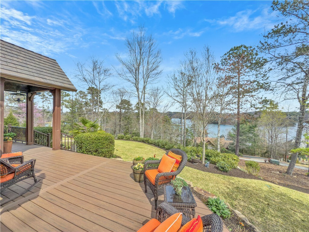 Property Photo: 511 Palmer Way SC 29685
