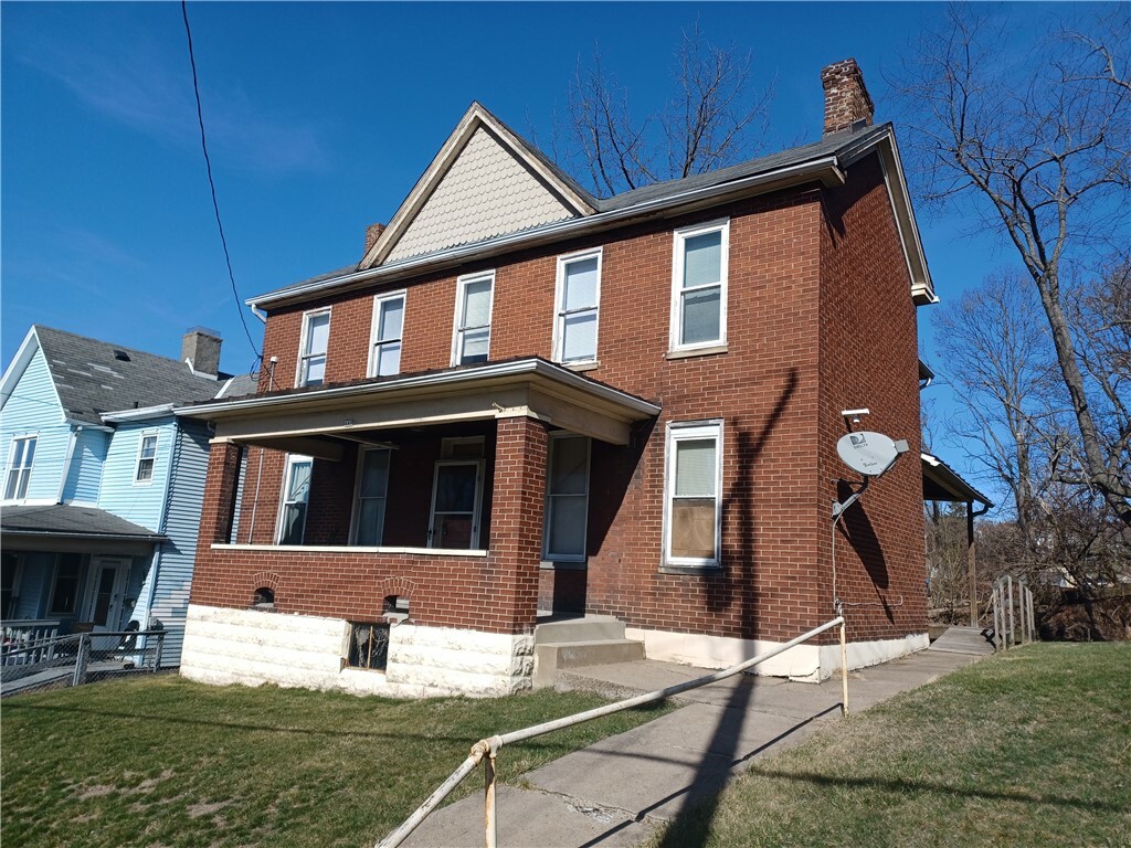 Property Photo: 442 N Main St Upper PA 15301