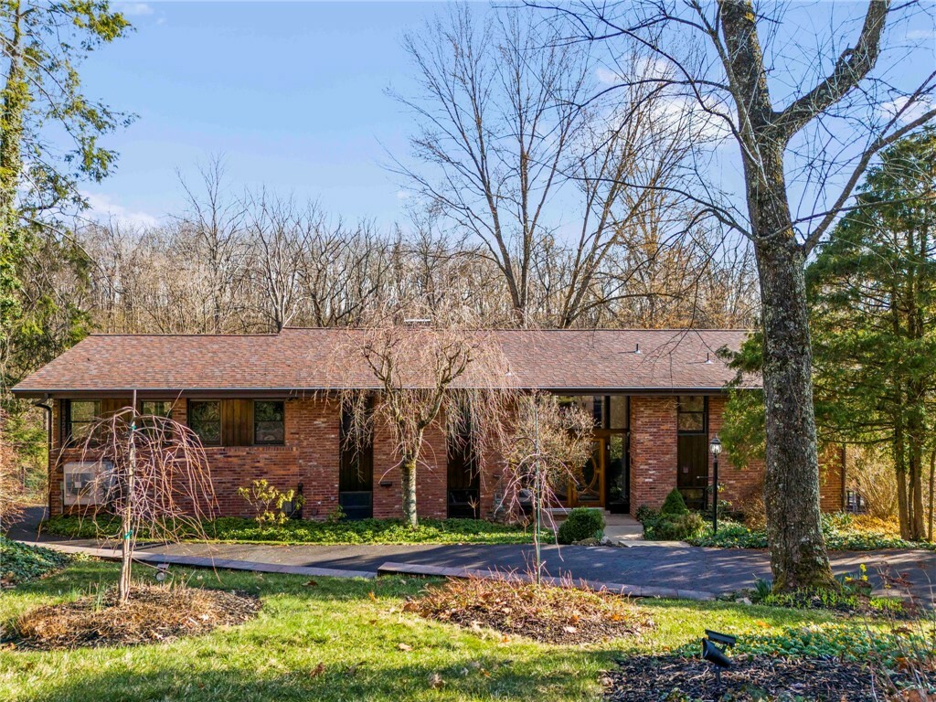 Property Photo: 345 Bellwalt Drive PA 15317