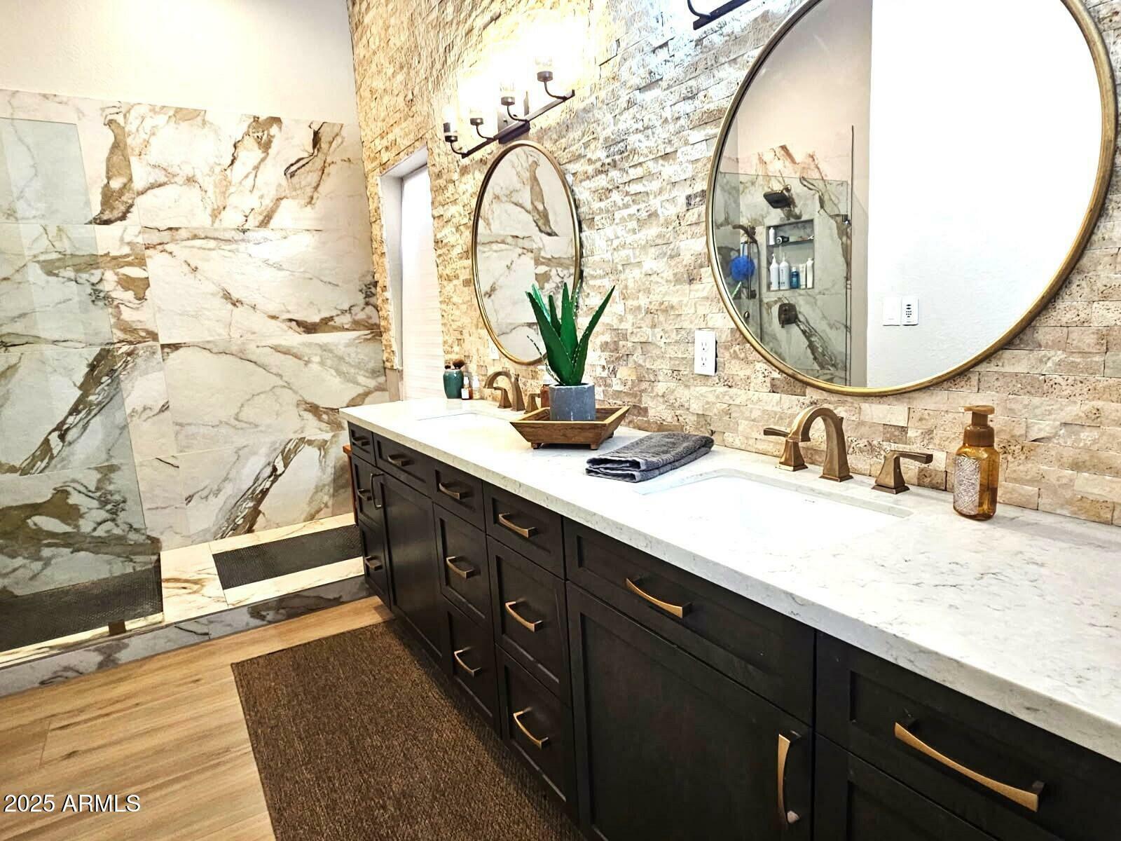 Property Photo: 9763 E Dreyfus Avenue AZ 85260