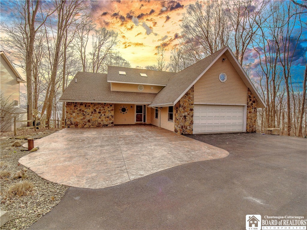 Property Photo: 5464 Crestwood Road NY 14712