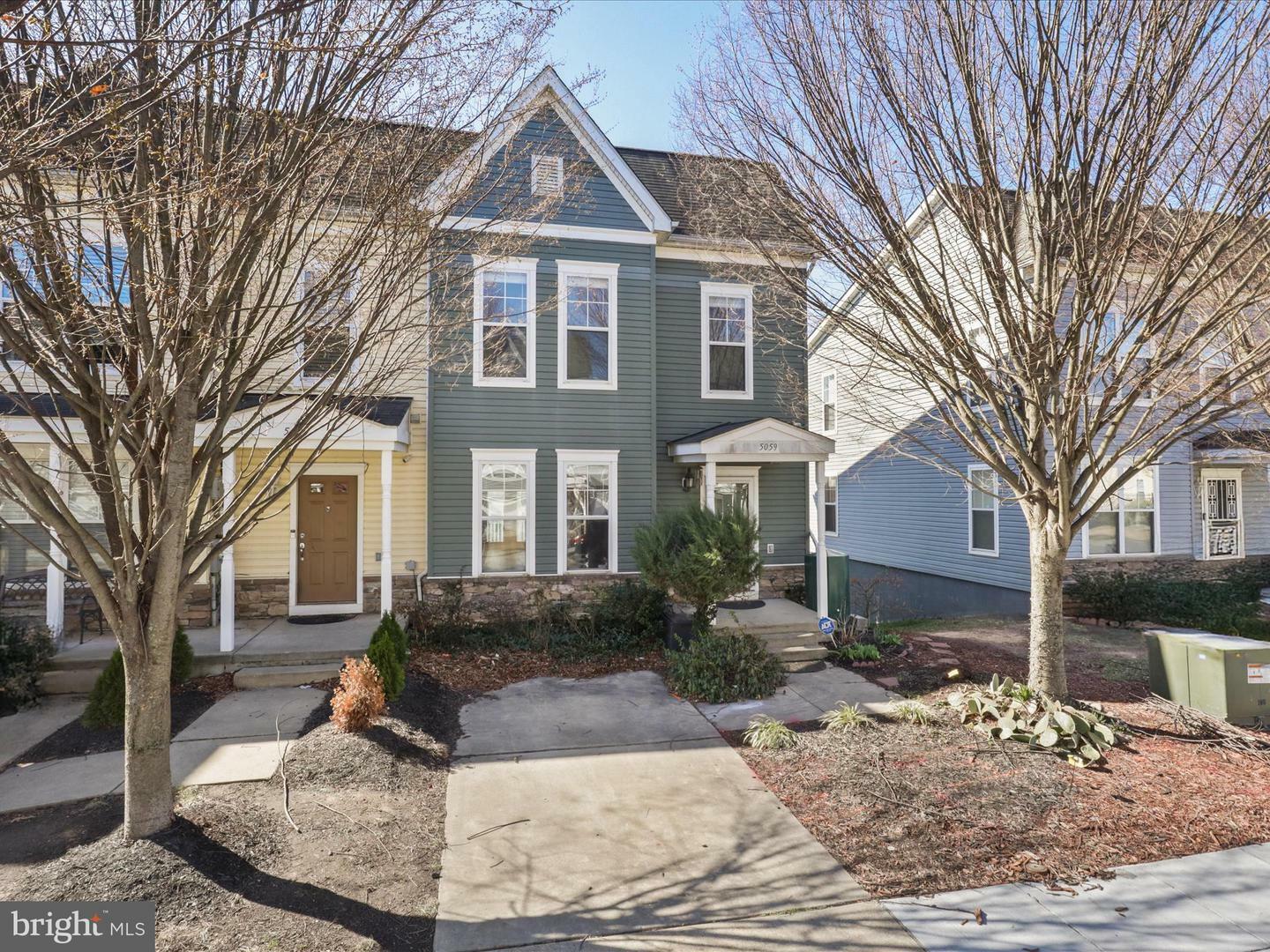 Property Photo: 5059 Kimi Gray Court SE DC 20019