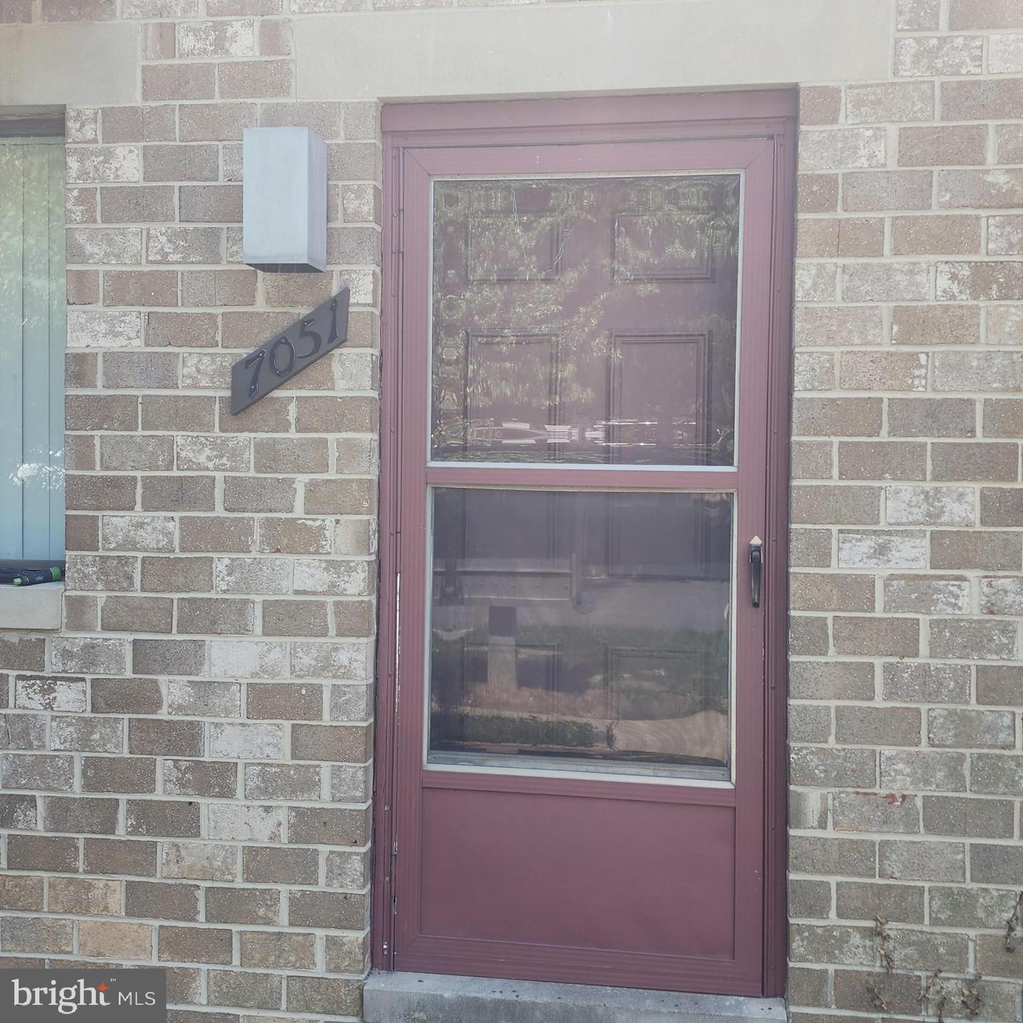 Property Photo: 7051 Knighthood Lane MD 21045